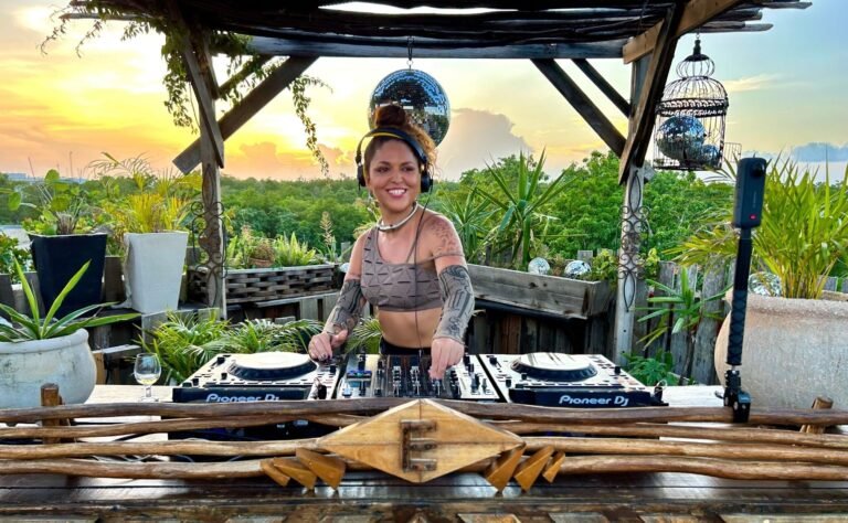 Caroles Tulum Mexico